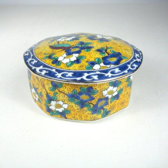 Kutani Takahashi Octagon Trinket Box Japan Floral Bird Vintage Lidded Porcelain - Picture 1 of 13